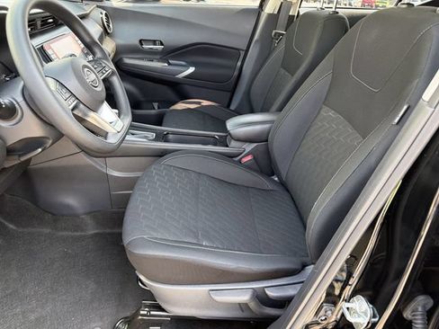 Used 2024 Nissan Kicks SV FWD image 26