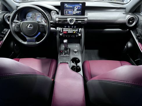 Used 2021 Lexus IS 300 w/ Comfort Package RWD image 13
