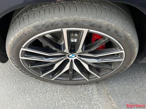 Used 2024 BMW X6 xDrive40i w/ Premium Package AWD/4WD image 8
