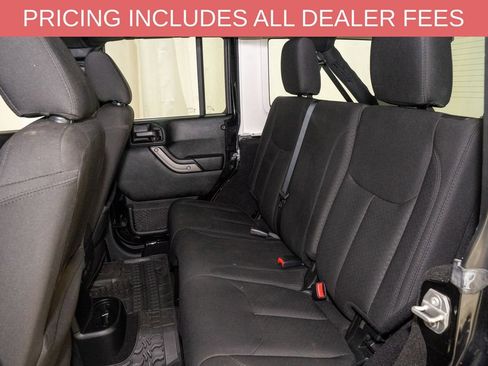 Used 2018 Jeep Wrangler Unlimited Sport S AWD/4WD image 7