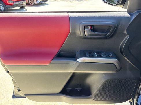 Used 2021 Toyota Tacoma SR5 image 15