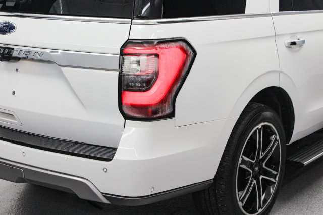 Used 2020 Ford Expedition Limited w/ Special Edition Package AWD/4WD image 9