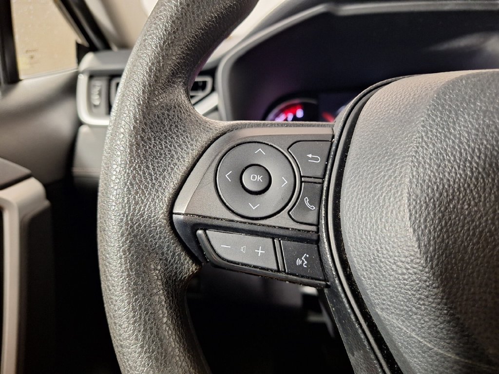 Used 2025 Toyota RAV4 LE FWD image 19