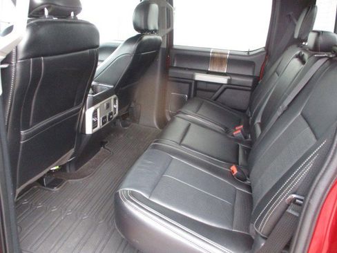 Used 2019 Ford F150 Lariat AWD/4WD image 9