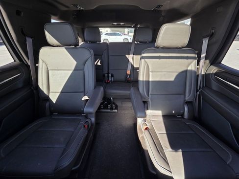 Used 2021 GMC Yukon Denali w/ Denali Ultimate Package image 30