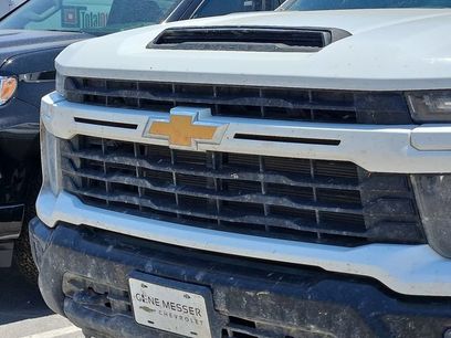 Used 2025 Chevrolet Silverado 2500 Custom w/ Custom Convenience Package