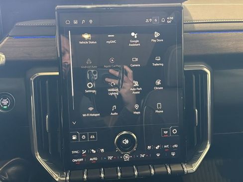 New 2026 GMC Acadia Denali Ultimate w/ LPO, Floor Liner Package AWD/4WD image 31