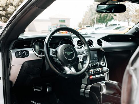 Used 2020 Ford Mustang GT Premium RWD image 17