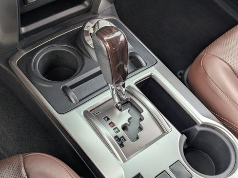 Used 2016 Toyota 4Runner Limited image 28