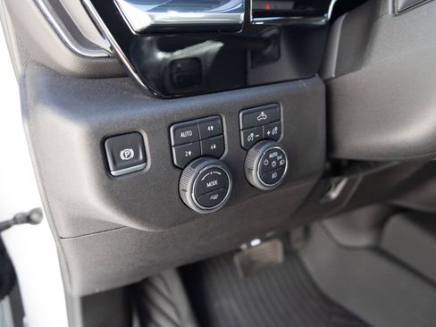Used 2024 Chevrolet Silverado 1500 RST AWD/4WD image 28