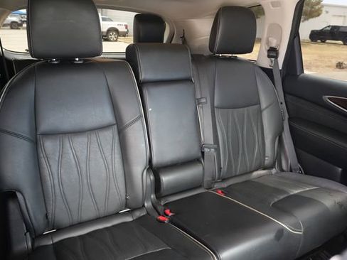 Used 2018 INFINITI QX60 FWD w/ Deluxe Technology Package image 22