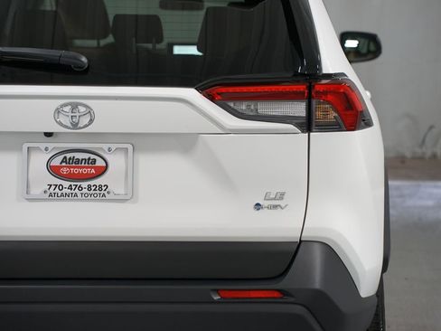 Certified 2025 Toyota RAV4 LE image 10