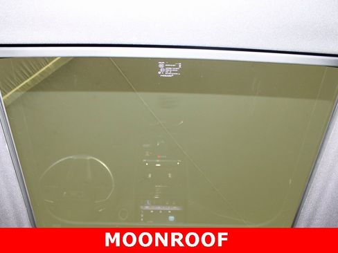 Used 2025 Jeep Grand Cherokee Limited w/ Black Appearance Package image 15