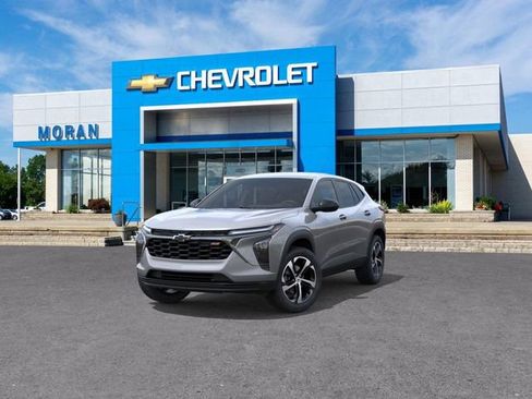New 2026 Chevrolet Trax RS w/ Driver Confidence Package FWD image 8