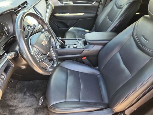 Used 2023 Cadillac XT5 Premium Luxury AWD/4WD image 9