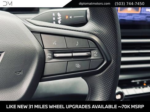 Used 2024 Chevrolet Silverado EV W/T AWD/4WD image 33