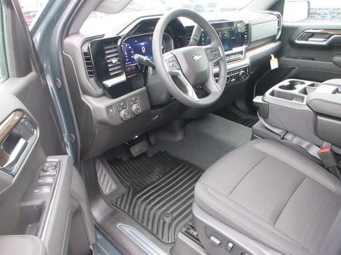 New 2026 Chevrolet Silverado 1500 LT image 14