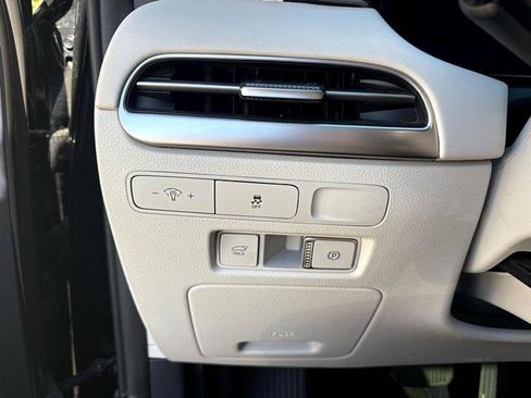 Used 2023 Hyundai Palisade Limited image 18