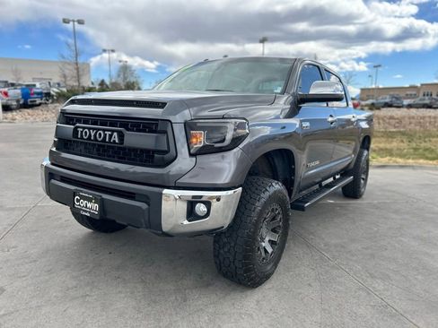 Used 2017 Toyota Tundra Limited w/ Limited Premium Package AWD/4WD image 3