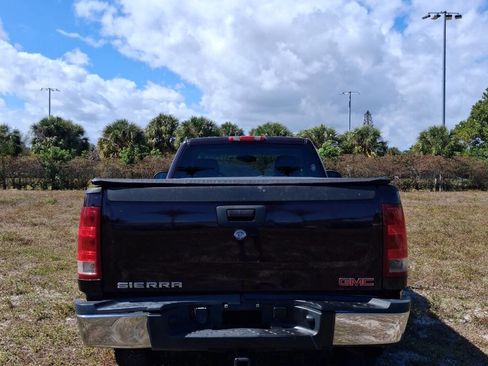 Used 2008 GMC Sierra 3500 W/T w/ Work Truck Preferred Package image 7