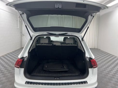 Used 2024 Volkswagen Tiguan S image 8