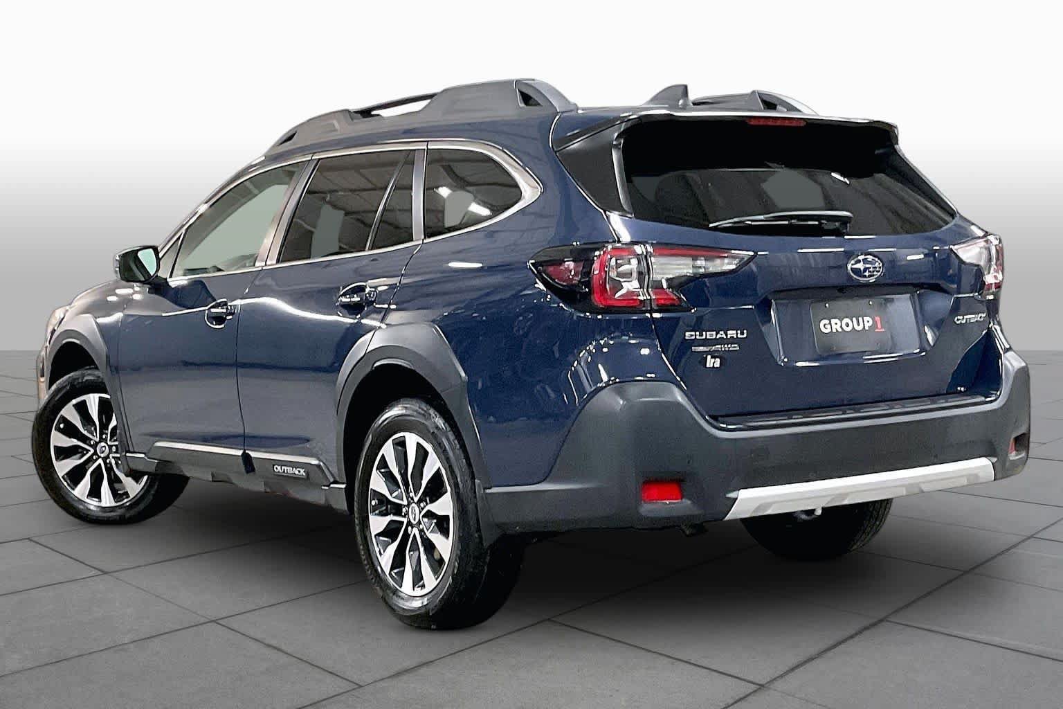 Used 2023 Subaru Outback Limited AWD/4WD image 12