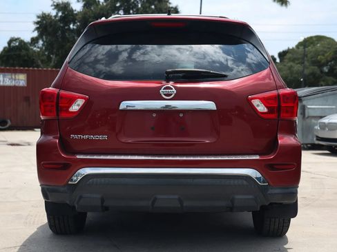 Used 2017 Nissan Pathfinder S FWD image 5