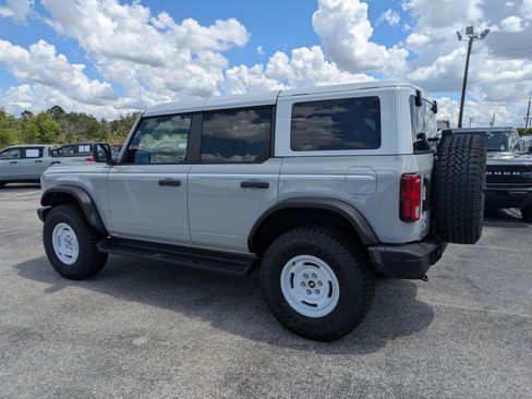 New 2026 Ford Bronco Heritage Edition AWD/4WD image 6