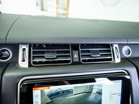 Used 2019 Land Rover Range Rover Supercharged image 48