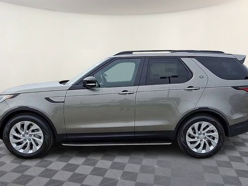 Certified 2025 Land Rover Discovery S AWD/4WD image 5