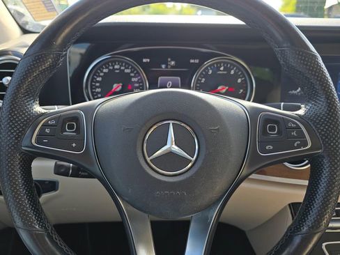 Used 2017 Mercedes-Benz E 300 4MATIC image 27
