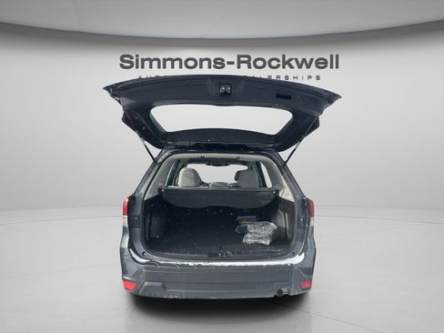 Used 2023 Subaru Forester image 8