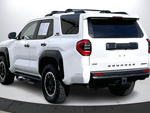 Used 2025 Toyota 4Runner TRD Off-Road Premium image 7