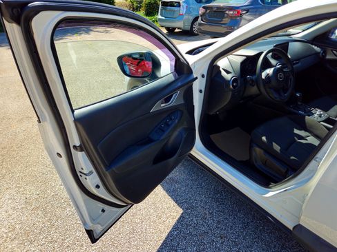 Used 2019 MAZDA CX-3 Sport image 9