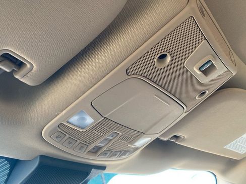 Used 2019 Ford F150 Lariat image 29