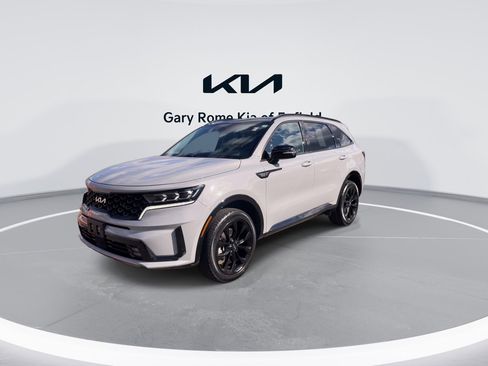 Certified 2023 Kia Sorento SX image 4