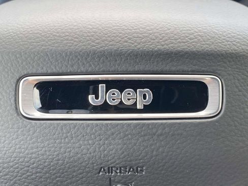 New 2026 Jeep Grand Cherokee Limited w/ Luxury Tech Group II RWD image 51