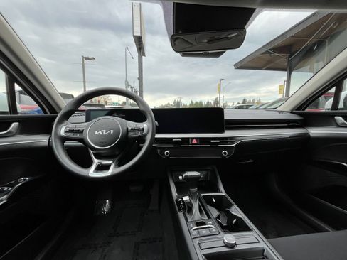 Used 2025 Kia K5 LXS FWD image 33