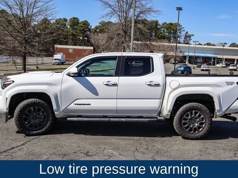 Used 2024 Toyota Tacoma TRD Sport RWD image 4