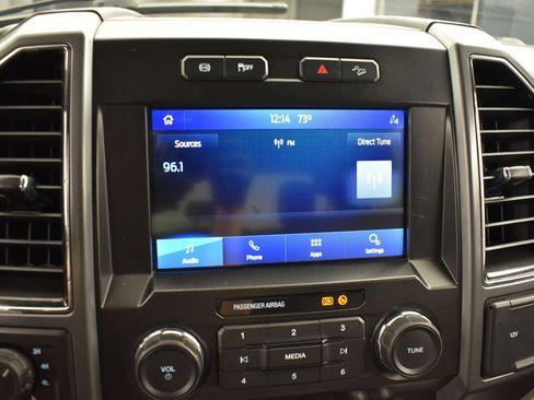 Used 2021 Ford F250 XLT w/ FX4 Off-Road Package AWD/4WD image 11