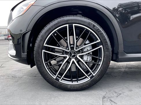 Used 2021 Mercedes-Benz GLC 43 AMG AMG GLC 43 image 12