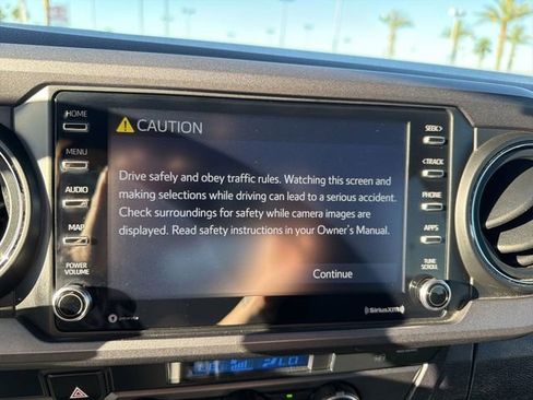 Used 2021 Toyota Tacoma TRD Off-Road image 20