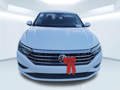 Used 2019 Volkswagen Jetta S image 2