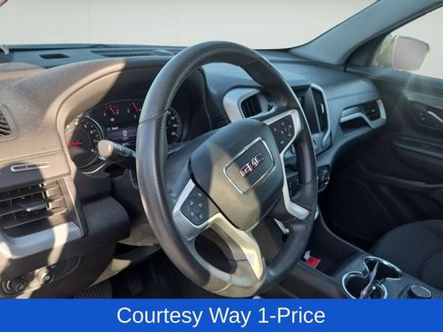 Used 2023 GMC Terrain SLE FWD image 12