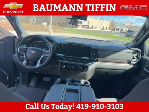 Used 2024 Chevrolet Silverado 1500 LT image 20