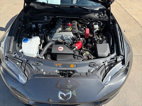 Used 2018 MAZDA MX-5 Miata Grand Touring RWD image 32