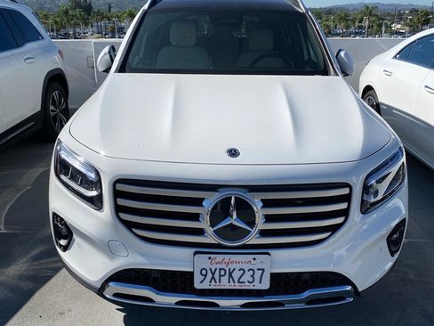 Used 2026 Mercedes-Benz GLB 250 image 2