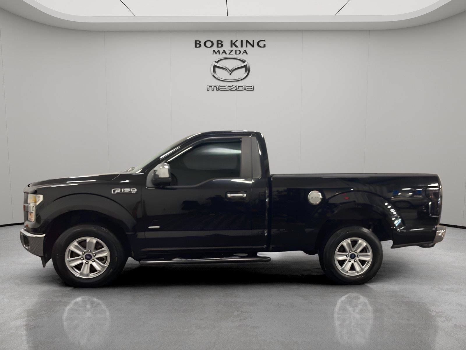 Used 2017 Ford F150 XL w/ Equipment Group 101A Mid RWD image 2