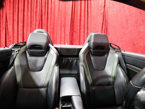 Used 2015 Mercedes-Benz SLK 250 image 24