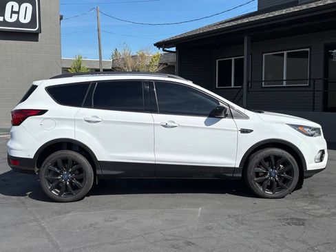 Used 2019 Ford Escape SE AWD/4WD image 5